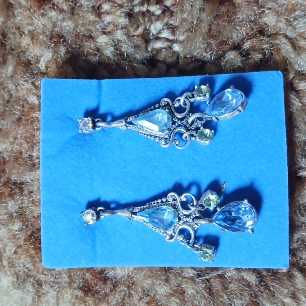Earings